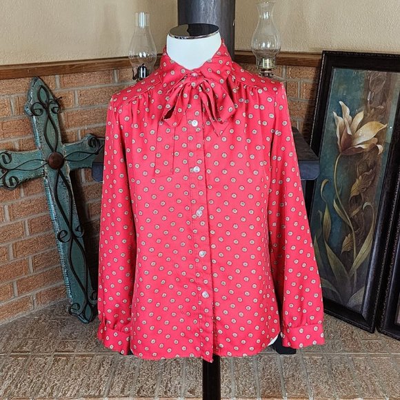 Vintage Cadisport Red Button Front Blouse with Detachable Bow - Picture 2 of 5